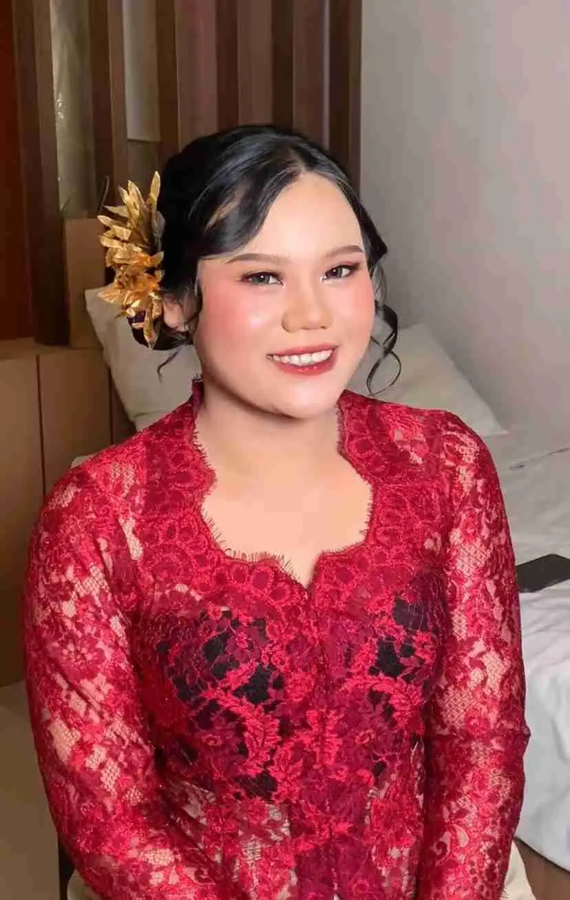 Wisuda Makeup 4
